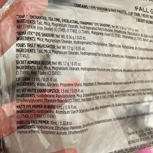 Ulta Beauty 8pc makeup kit - Picture 7 of 7